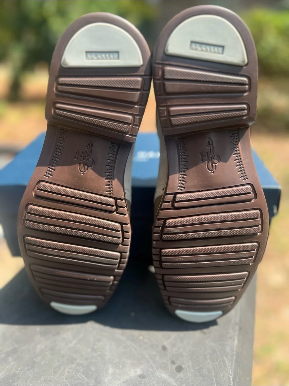 Cole Haan Two-Tone Tan and Beige Derby Oxfords